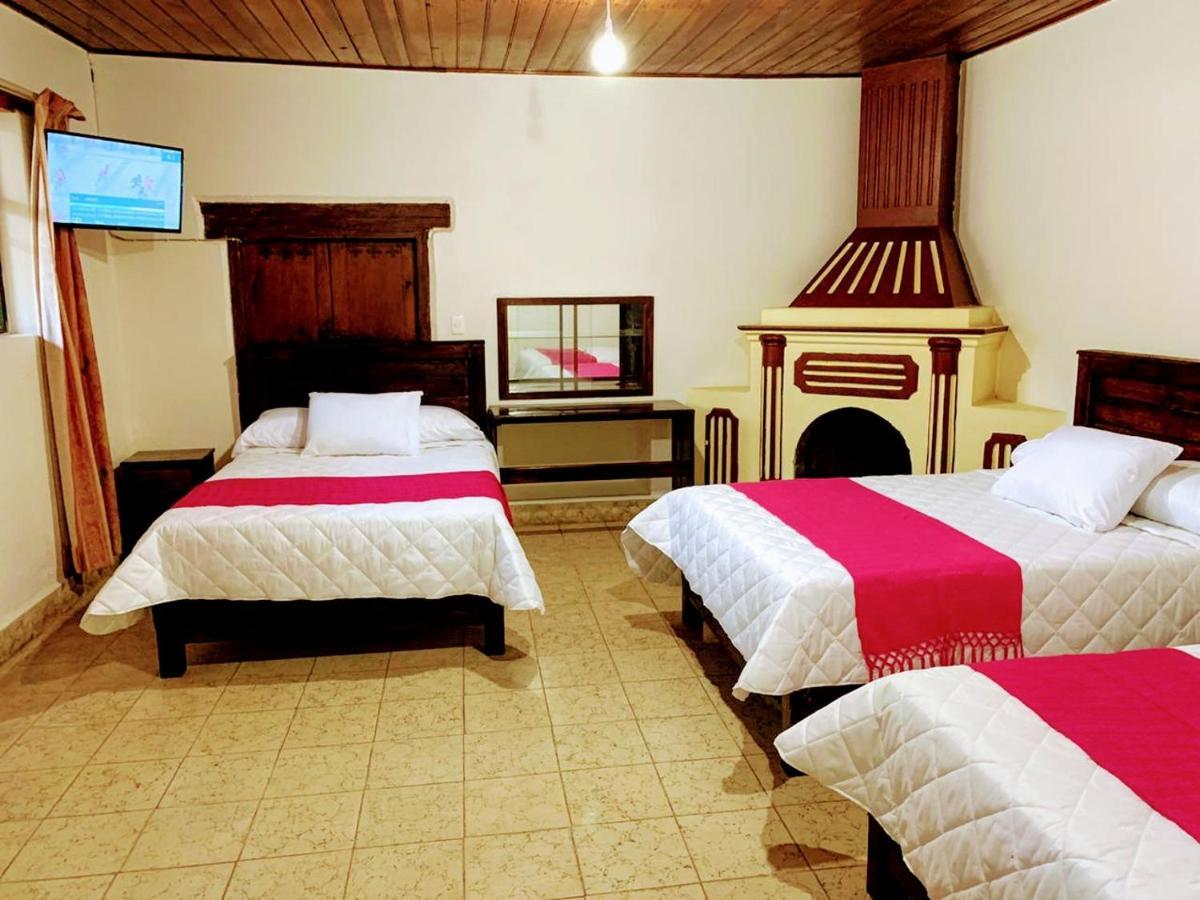San Cristóbal de Las Casas Hotel Casa D'Lina Centro מראה חיצוני תמונה