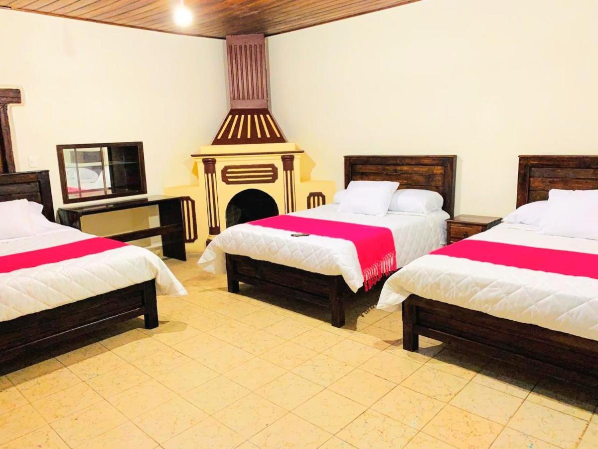 San Cristóbal de Las Casas Hotel Casa D'Lina Centro מראה חיצוני תמונה
